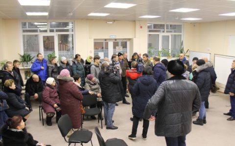 ОНФ в Югре просит прокуратуру проверить завод «Хайлон Петролиум Пайплайн Сервис», из-за которого жители п.Кедровый жалуются на неприятный запах и ухудшение самочувствия